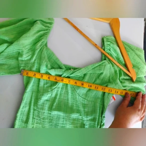 Billabong Sol Puff Sleeve Mini Dress. Size M - Picture 9 of 16